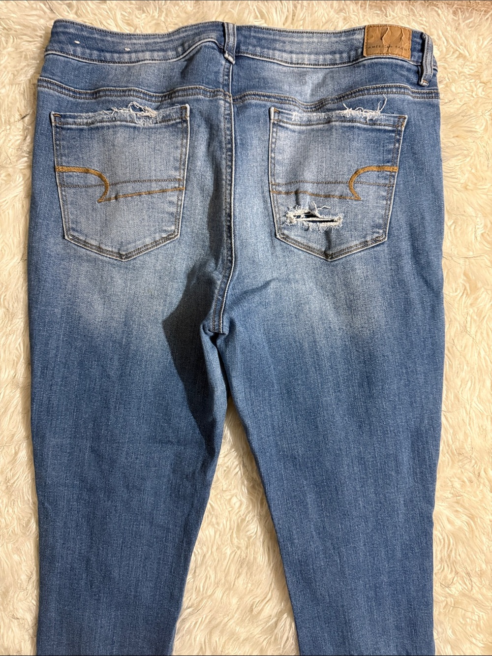 American Eagle Outfitters Medium Blue Distressed Skinny Jeans - Picture 4 of 4